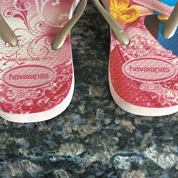 HAVAIANANAS DISNEY FLIP FLOPS SIZE 33/34 - Picture 3 of 5